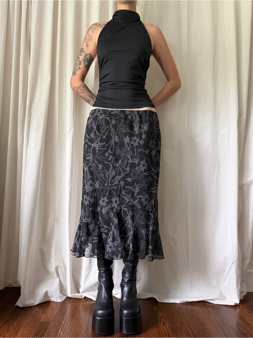 Cato Gray Floral Midi Skirt Women's Size Large | Y2K Goth Grunge